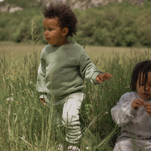 Load image into Gallery viewer, <transcy>Green organic cotton sweatshirt with logo - Unyform</transcy>