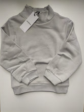 Charger l&#39;image dans la galerie, Sweatshirt gris uni à manches longues, col haut en coton bio
