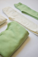 Load image into Gallery viewer, &lt;transcy&gt;Green organic cotton sweatshirt with logo - Unyform&lt;/transcy&gt;
